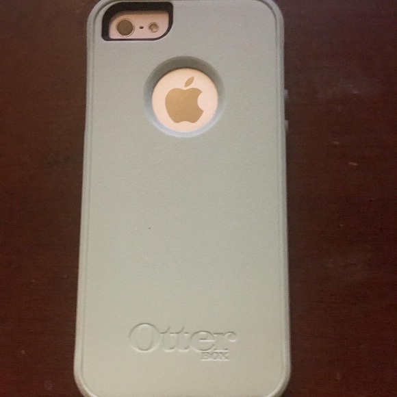 Blue and light blue otter box case for iPhone 5s - Picture 2 of 2